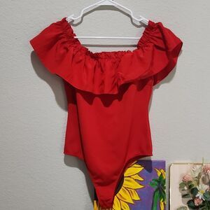 TCEC Red Off Shoulder Ruffle Bodysuit Womens Size L Stretch CT7370 Top